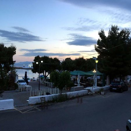 Pachi Seaside Apartment Bagian luar foto